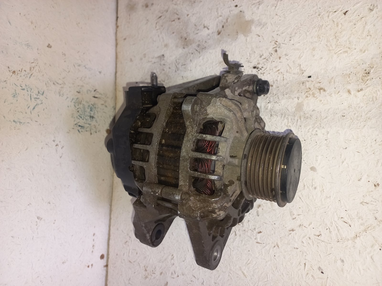 Alternador Kia Bongo Hr 2.5 2012/2016