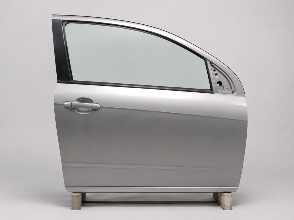 Puerta delantera derecha — Chevrolet Spark LT 2015