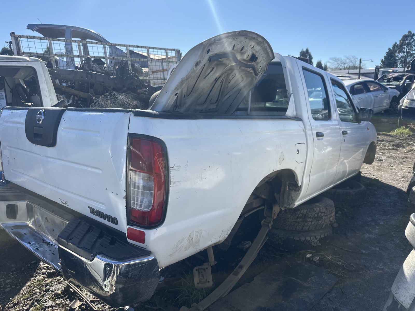 Nissan Terrano 2008 en desarme
